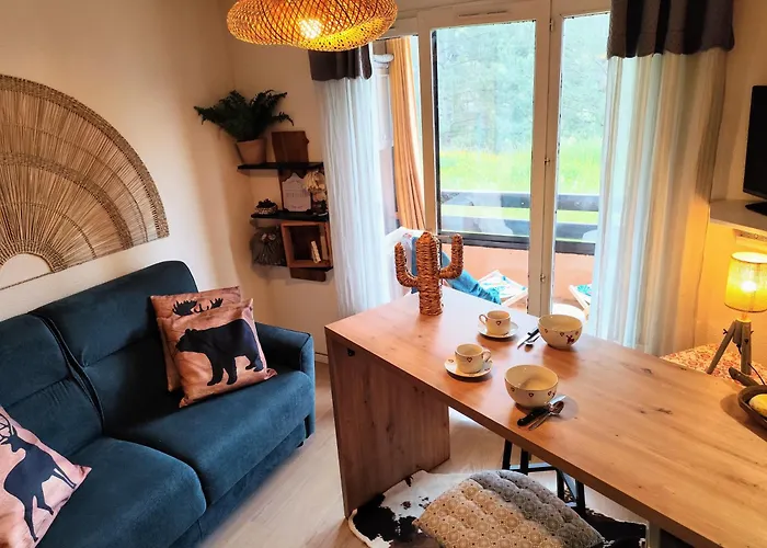 Petit Cocon Plein Sud Vue Montagnes Lesclesdenicole Apartment *